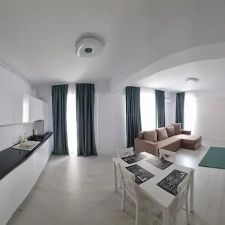 Emerald Mamaia Nord Нэводари